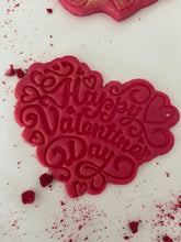 Load image into Gallery viewer, Valentines cupcakes box 4
